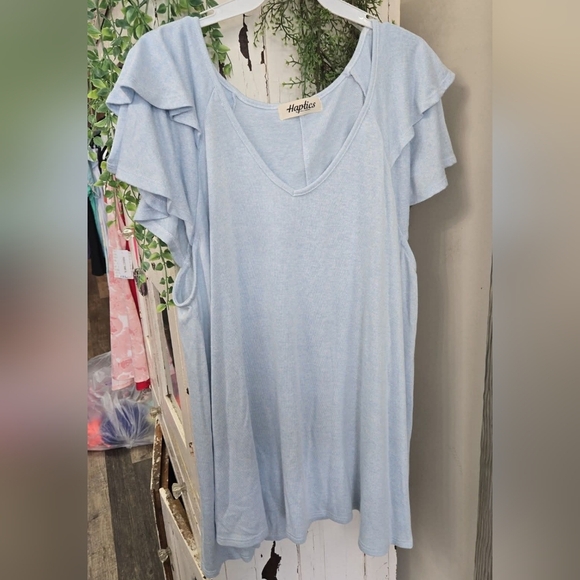 Gray Sleeveless Ruffled Blouse - Picture 1 of 1